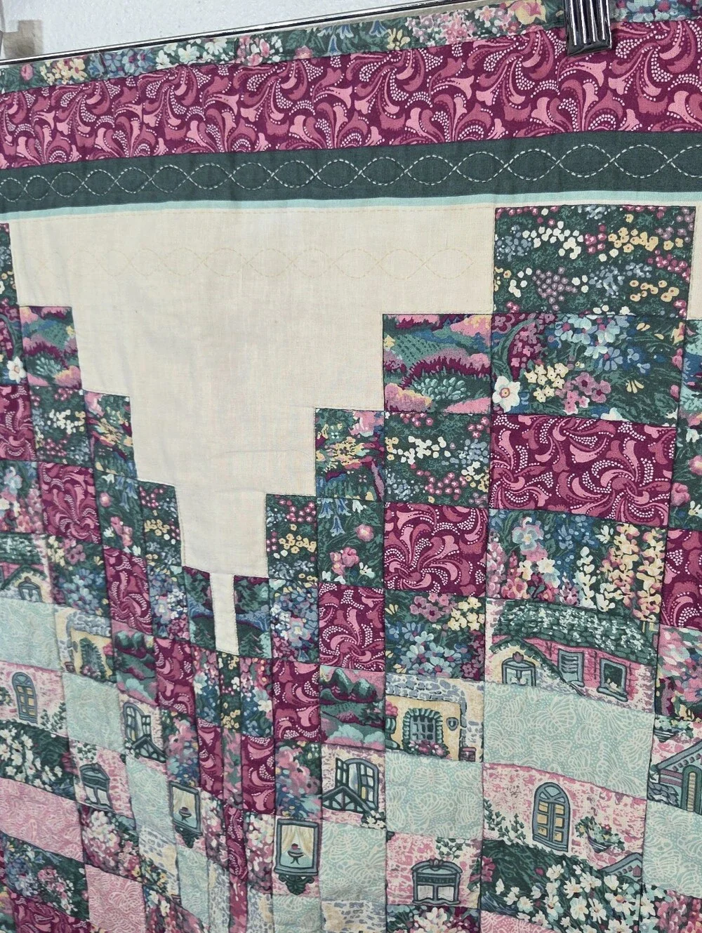 Handmade Patchwork Quilt Wall Hanging 34x33 Heart Floral Cottagecore Farmhouse